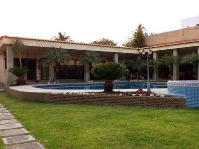 Casa Sola en Jardines de Delicias, Cuernavaca, Morelos CAEN-481-Cs