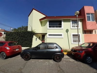 Venta Casa por Blvd Hermanos Serdan y Blvd San Felipe