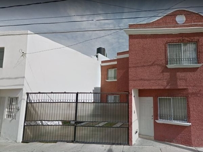 VENTA DE CASA EN PIRAMIDES, AGUASCALIENTES. ZONA DE ALTA PLUSVALIA, PROMOCION