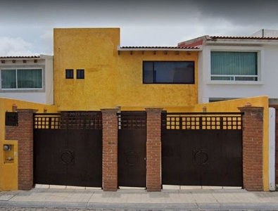 VENTA DE CASA GRANDE EN MILENIO lll QUERETARO