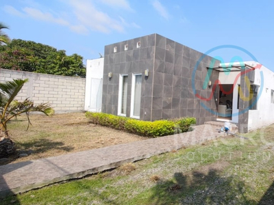 En Venta Casa De 1 Nivel Con Amplio Jardin En Fracc. Tlahuica Apta A Creditos