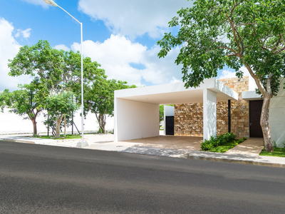 Casa de 1 piso en venta Mérida, entrega inmediata, Amidanah Temozón Norte