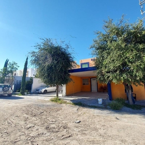 CASA EN RENTA EQUIPADA PRIVADAS DE SANTA ROSA-APODACA