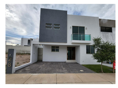 Casa Nueva En Venta En Valle Imperial