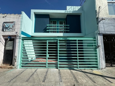 Casa en Venta a Una Cuadra del Parque Morelos