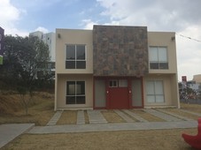 en venta, estrena casa en fraccionamiento por bosque real - 3 baños - 95 m2