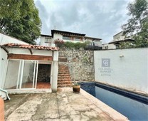 Casa en Venta en Valle de Bravo.