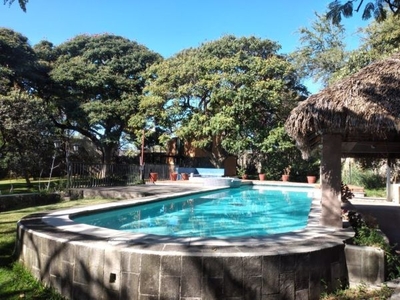 CASA EN JIUTEPEC, MORELOS