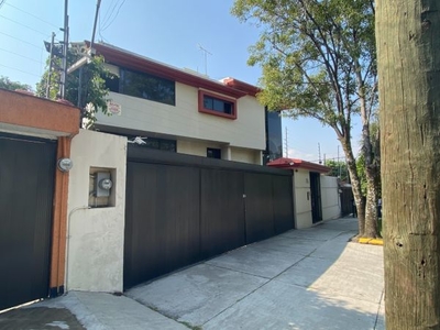 CASA EN VENTA EN SATELITE