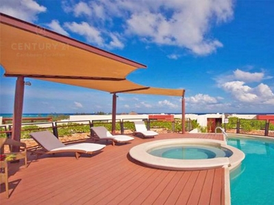 Fabuloso Penthouse Heliko a la venta a unos pasos de la playa en Playa del Carmen Centro P3936