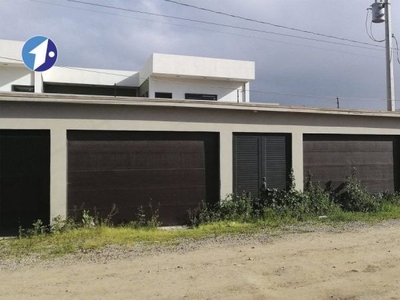 Se vende casa de 10 recámaras en Campestre Murua, Tijuana