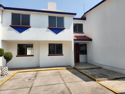 Casa en condominio en venta Camino A San Mateo Nopala 102, Mz 002, Santiago Occipaco, Naucalpan De Juárez, Estado De México, México