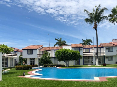 Casa En Renta En Zona Diamante 5 Minutos De La Playa