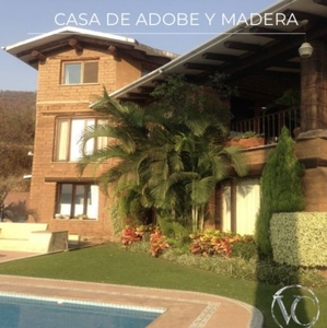 CASA DE ADOBE Y MADERA DE LUJO 100% AMUEBLADA EN VENTA