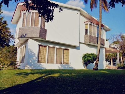 CASA EN VENTA UBICADA EN FRACCIONAMIENTO LOMAS DE COCOYOC