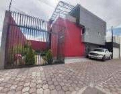 CASA SOLA EN VENTA EN METEPEC, SALIDA RAPIDA CDMX, 10 MIN TOLUCA, AV TECNOLOGICO