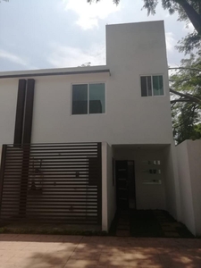 Casa en Venta en COL. MANANTIALES Cuautla, Morelos