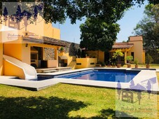 4 o mas recamaras en venta en vista hermosa cuernavaca