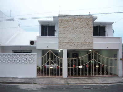 Casa en Venta en Fraccionamiento Floresta Veracruz, Veracruz