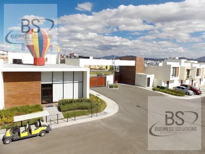 Doomos. AV/ CASA RENTA CUMBRES DEL LAGO JURIQUILLA QUERETARO