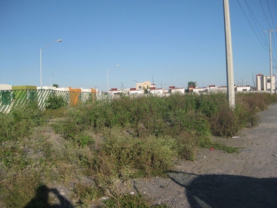 Doomos. Terreno Comercial en Venta en Terranova en Juárez