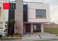 casa en venta lomas iii