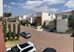 SE VENDE HERMOSA EN FRACCIONAMIENTO RESIDENCIAL COLINAS DEL SUR