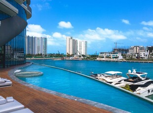 Departamento en Venta en Puerto Cancún con Marina y Vista Al Mar! (LG2)