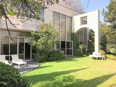 casa en venta en bosques de las lomas con 3 recamaras y jardín - 1355 m2