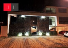 casa en venta en parque nayarit - 4 baños - 323 m2
