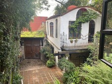 en venta, hermosa casa en el corazon de coyoacan - 5 habitaciones - 5 baños