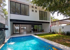 en venta, preciosa casa minimalista nueva en el corazón de vista hermosa, con estricta vig - 4 habitaciones - 400 m2