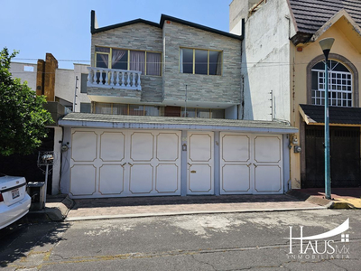 Casa En Venta En Jardines De Coyoacán