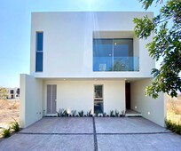 Casa en venta en arbolada bosques de santa anita, Tlajomulco de Zúñiga, Jalisco