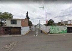 CASA EN VENTA EN VILLAS DE SAN ISIDRO SAN JUAN DEL RIO QUERETARO REMATE BANCARIO