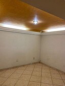 Casas en venta - 120m2 - 5 recámaras - Lomas de Zapopan - $3,100,000