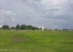 el campanario terreno de 1270 mts vistas al campo de golf y lago tbs222751