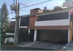 vendo casa en lomas de las aguilas