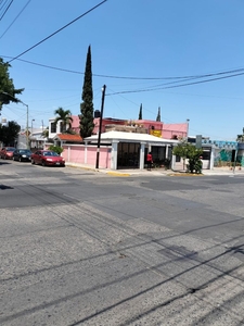 Casa en esquina Col. Independencia $4,800,000