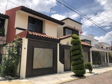 Casa en fraccionamiento Arcos Del Sur en Zavaleta; Puebla; Pue..