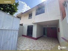 CASA EN VENTA JARDINES DE LA PAZ