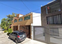 **EXCELENTE CASA EN REMATE UBICADA EN CIUDAD BRISA, NAUCALPAN **