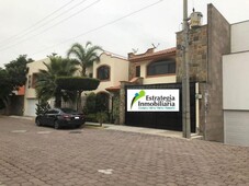 Oportunidad Casa en Venta en Fraccionamiento Jardines de Zavaleta Puebla