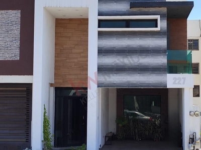 Casa en venta en Privada Las Hadas, Escobedo Nuevo León