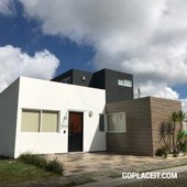Casa en Venta - San Andrés de Cholula, onamiento Lomas de Angelópolis - 1 baño - 110.00 m2