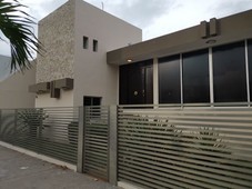 Casa en venta en la Col Ignacio Zaragoza en Veracruz, Ver muy amplia