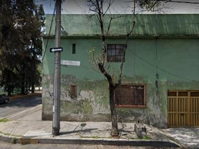 Doomos. Casa en venta de REMATE BANCARIO, col. San Simón Tolnahuac, Cuauhtemoc, CDMX.