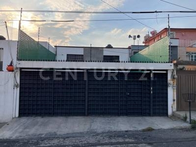 Casa en venta en Boulevares Naucalpan