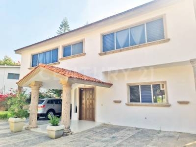 Casa en Venta, Fracc. el Palomar, Tlajomulco, Jalisco