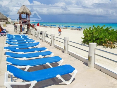 Doomos. Departamento en venta en Cancun Zona Hotelera MWS5236